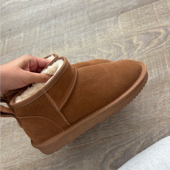 DREAM PAIRS FuzzyClassic Mini Boot Splash-Proof Slip-On Suede Snow Boots - Picture 7 of 8